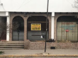 Salón comercial ubicado en Av San Martín 2.900